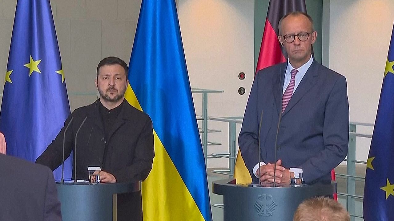 Bau von weitreichenden Waffen: Merz sagt Kiew Milliarden an Hilfe zu