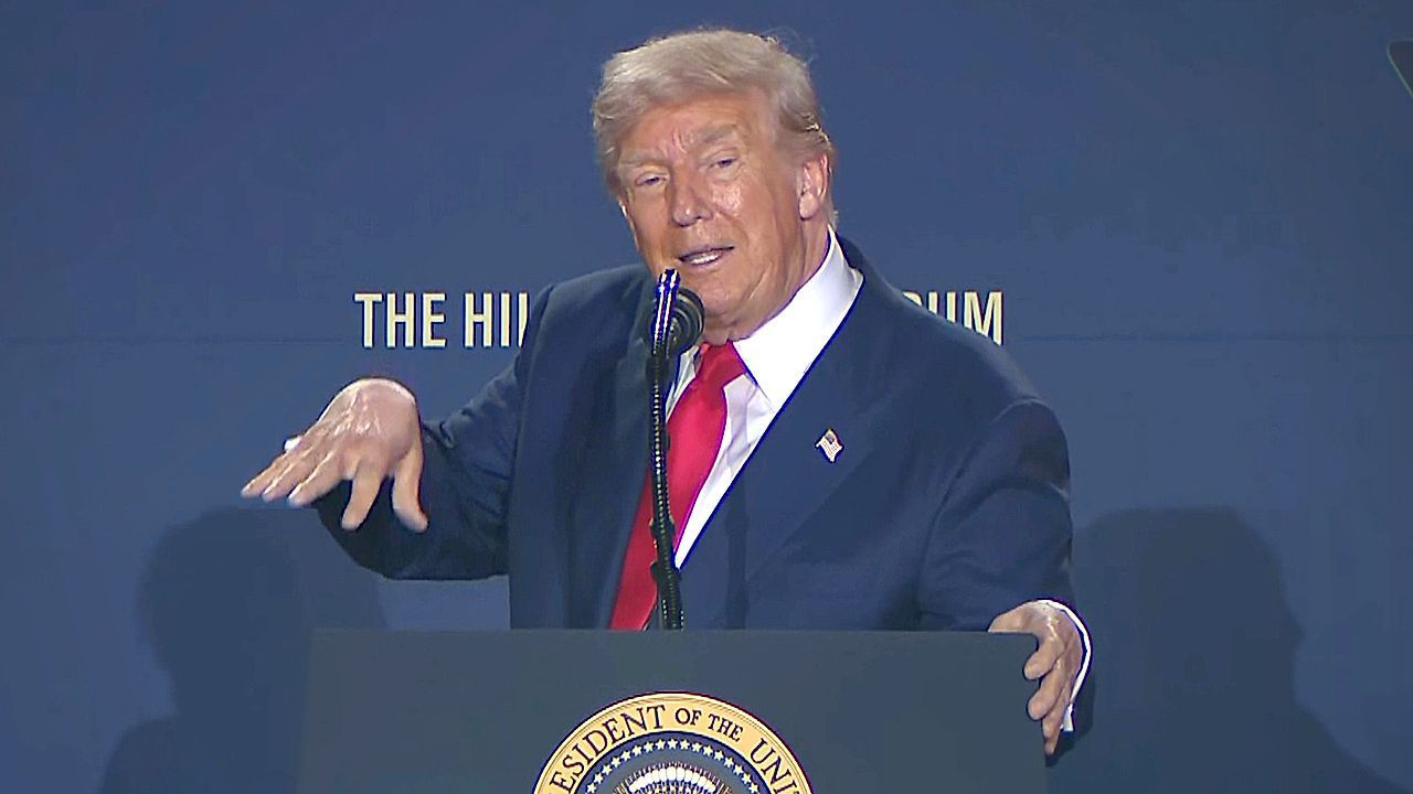 „Woke“ Inhalte loswerden: Trump will die USA zur KI-Exportmacht machen