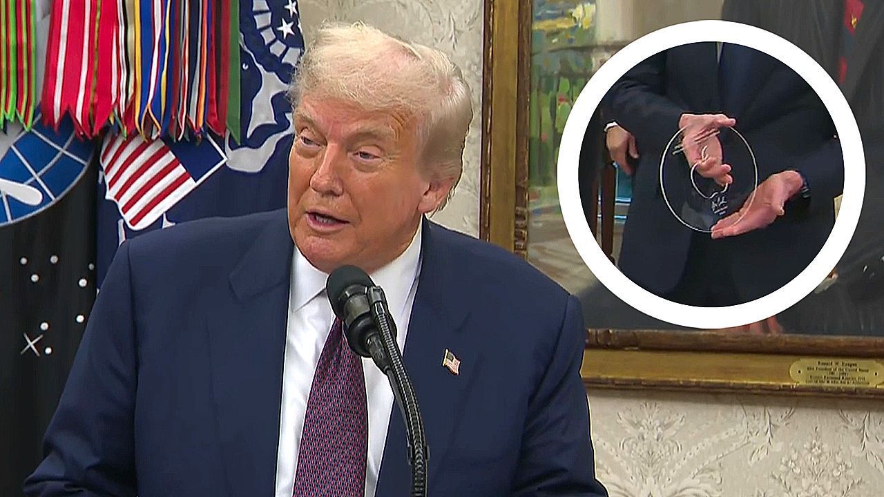 Gold-Geschenk: Apple-Chef überreicht Trump teures Souvenir und verspricht Investitionen
