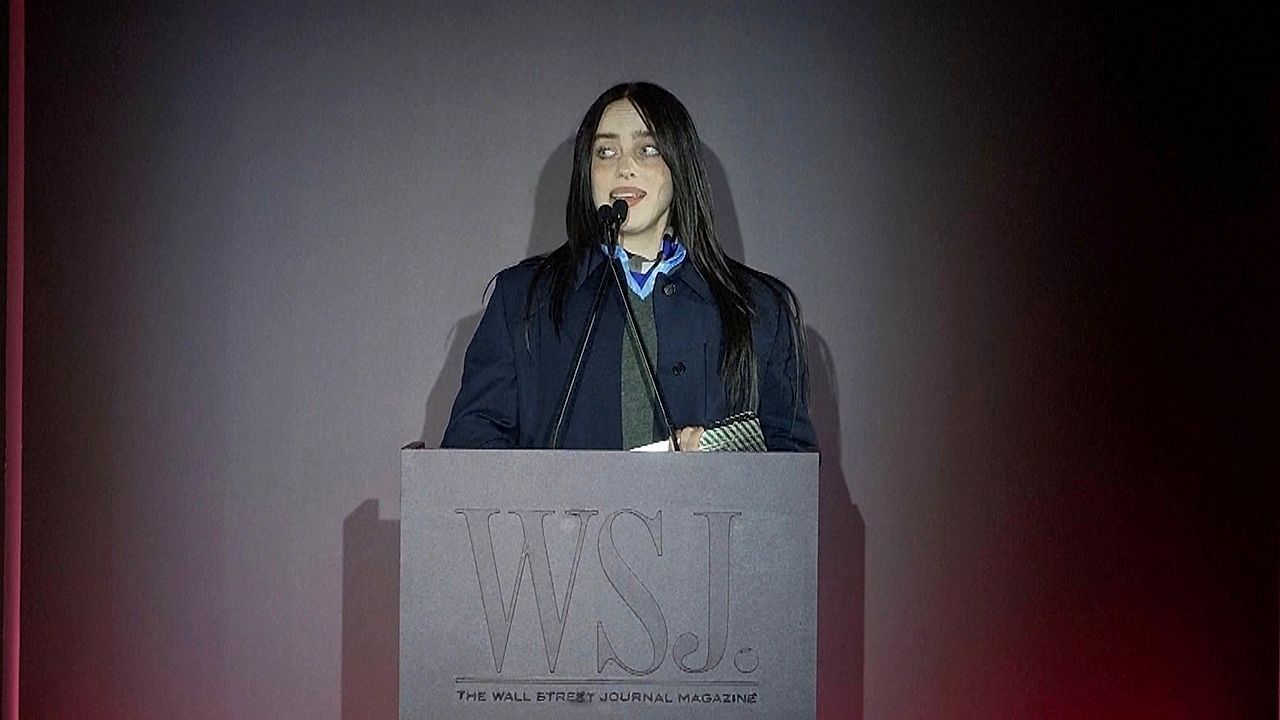 Billie Eilish stellt Milliardäre bloß: „Spendet euer Geld, Shorties“