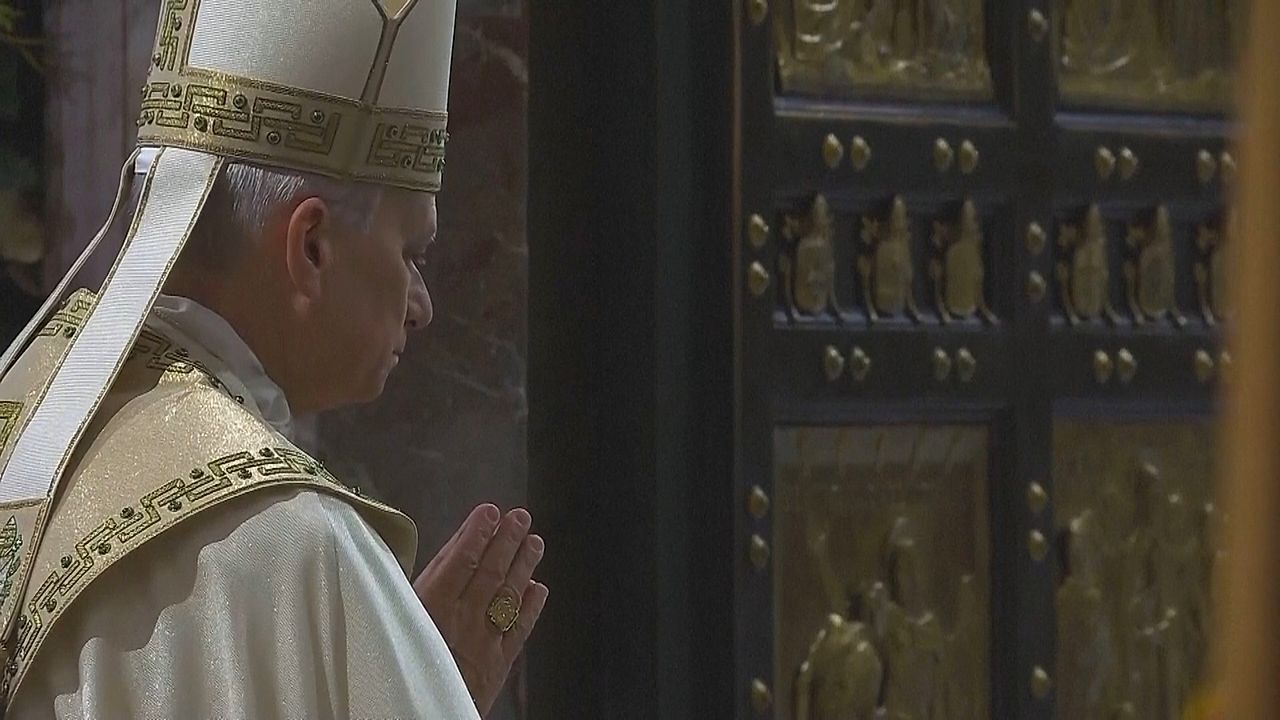Video: Vatikan schließt Heiliges Jahr 2025 – historischer Papstwechsel prägt Jubiläum
