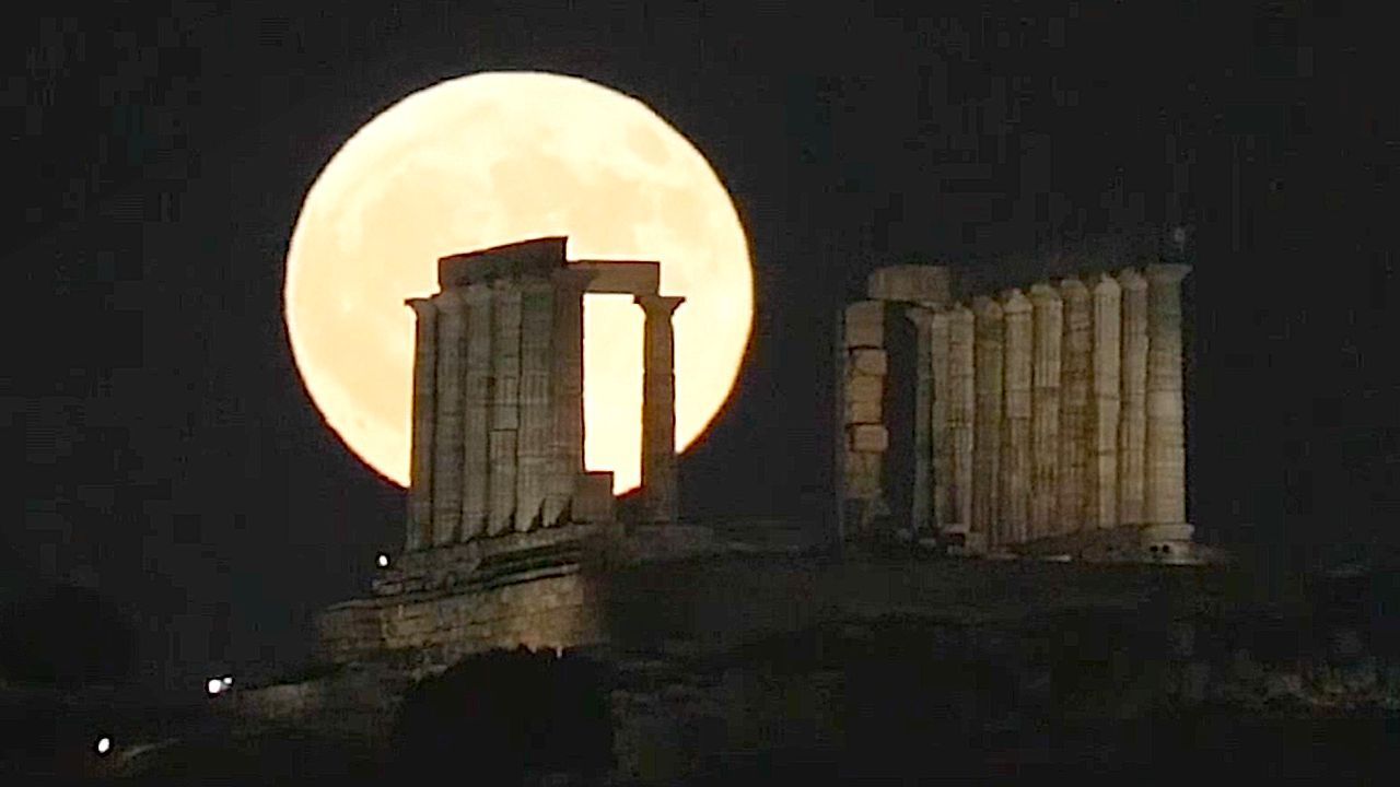 Video: „Bockmond“ weltweit: Juli-Vollmond verzaubert den Nachthimmel