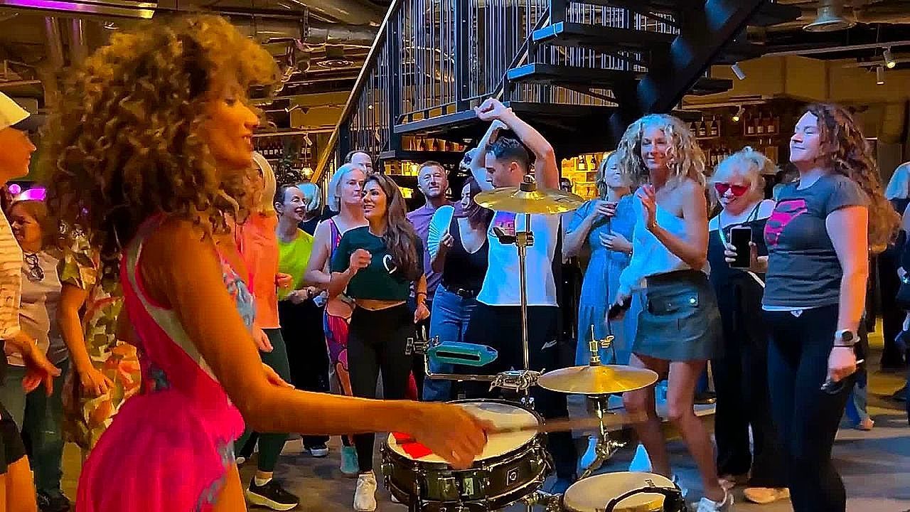 Video: Hundreds swap late-night clubbing for 7am coffee rave in London's sober party trend