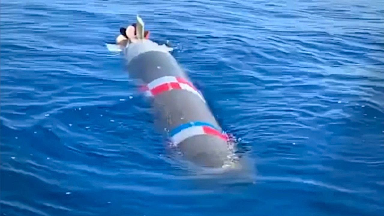 Video: Unheimlicher Fund: Fischer entdecken mutmaßlichen Torpedo vor Mexiko