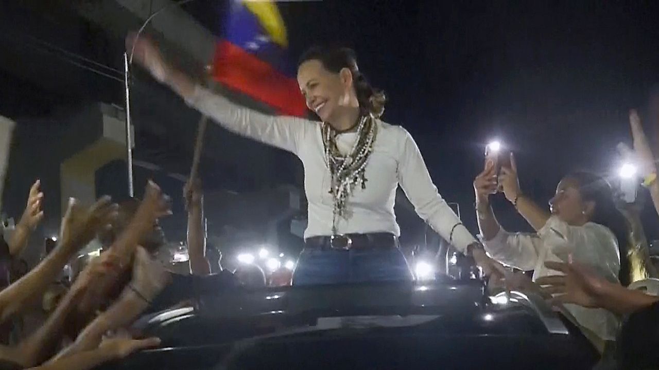 Video: Zehn Monate im Exil: Nobelpreisträgerin Machado nach Venezuela zurückgekehrt