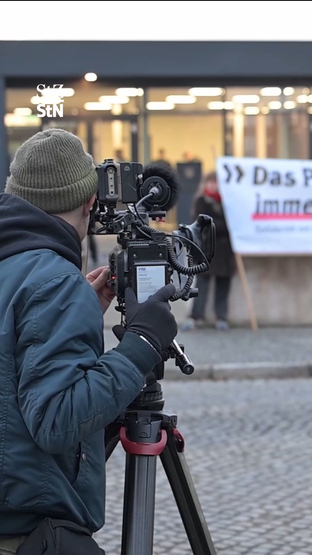Zschäpe als Zeugin: Prozess gegen mutmaßliche NSU-Unterstützerin beginnt in Dresden