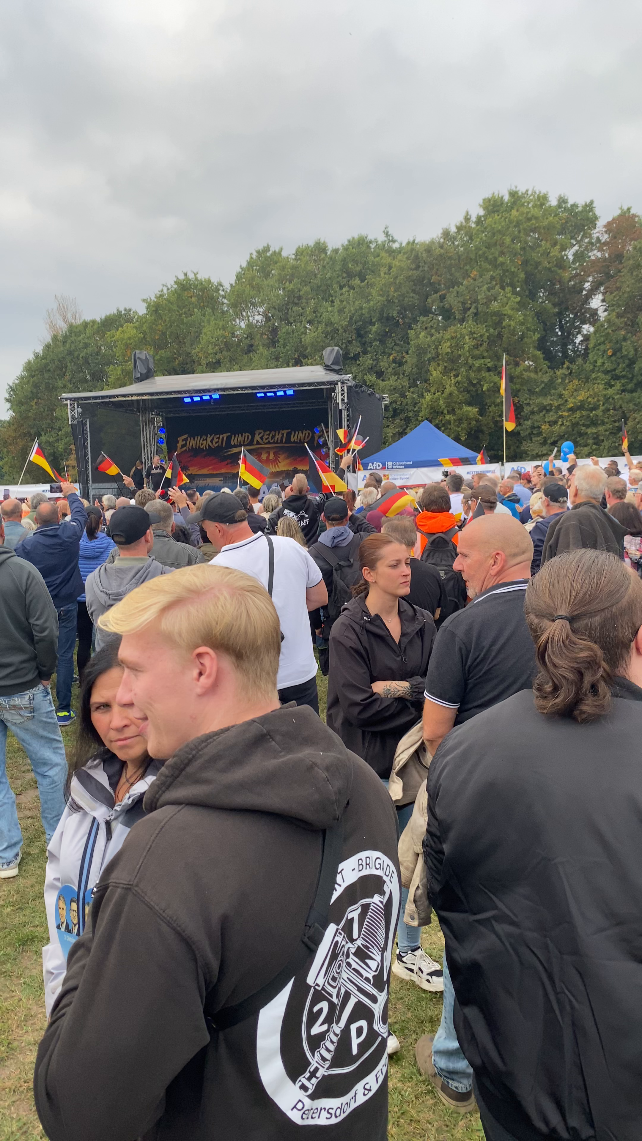 Video: "Der Biker" bei der AfD-Veranstaltung in Fürstenwalde am 3.10.2026