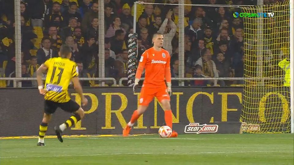 Λάθος Κοτάρσκι, αστοχεί σε κενή εστία ο Γιόνσον (VIDEO)