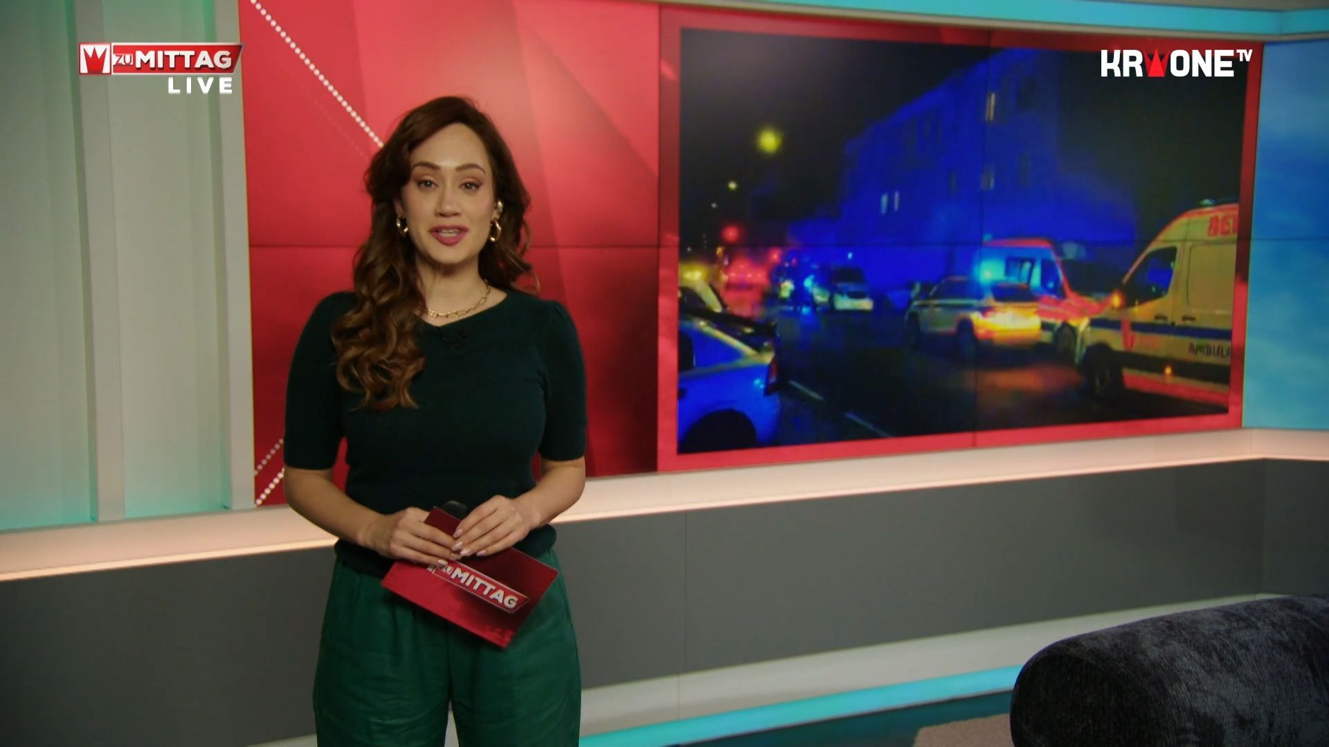 Chaos on the Brenner Railway, Arms Deal and Pablo