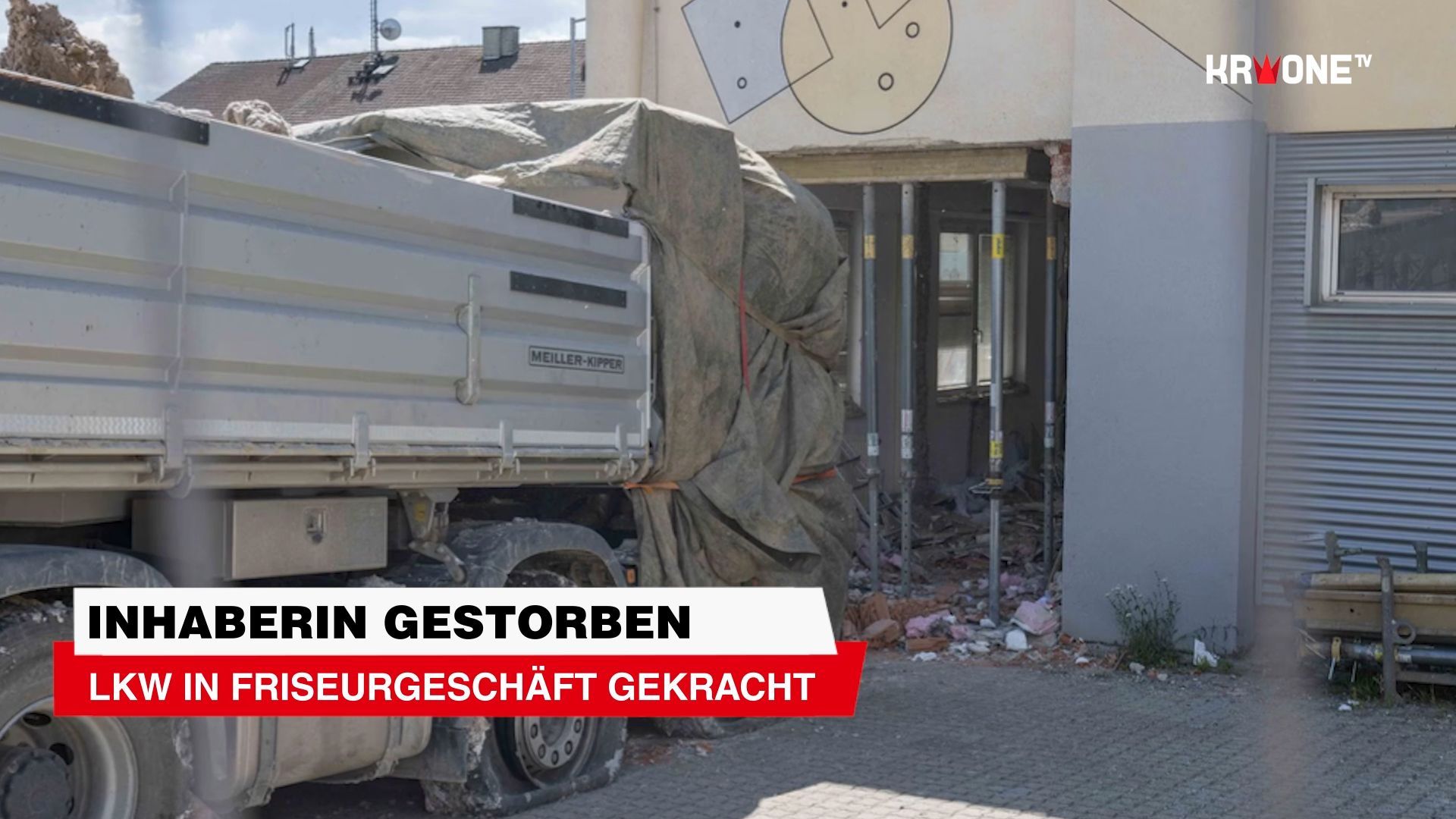 Video: Lkw in Friseurgeschäft gekracht: Frau gestorben!