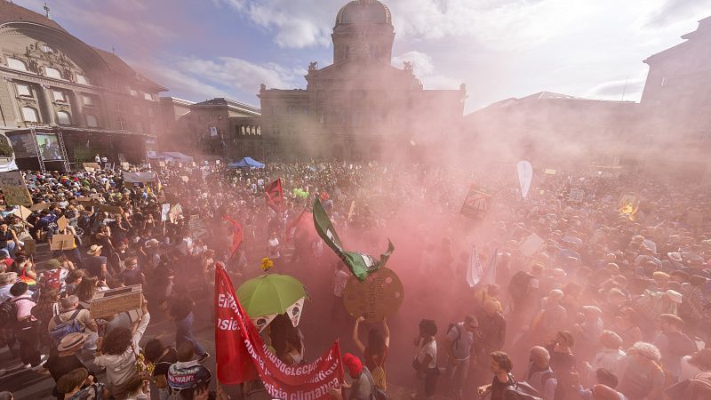 Schweiz: Zehntausende demonstrieren für das Klima
