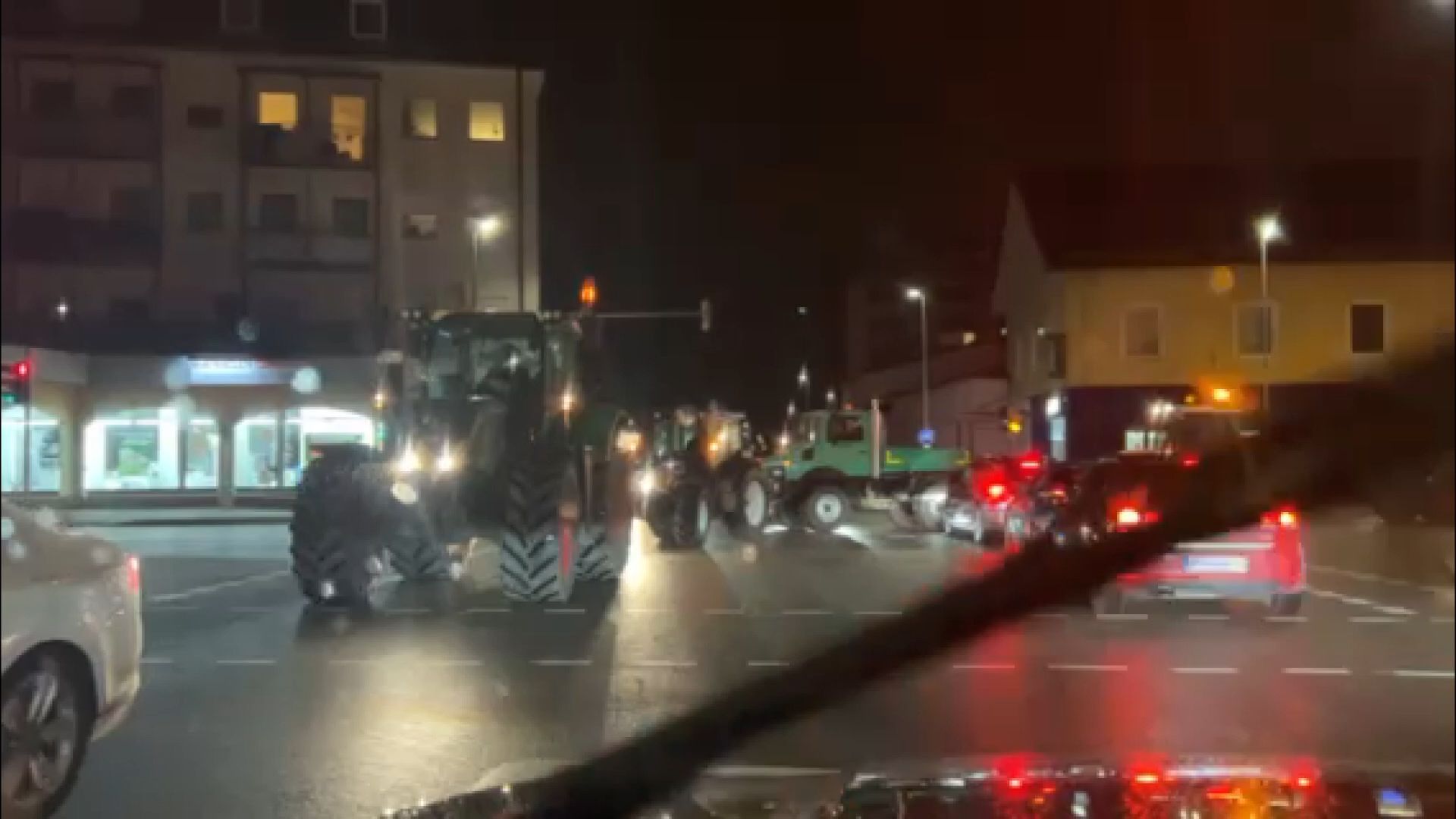 200 Bulldog bei Protestfahrt von Schönram nach Freilassing