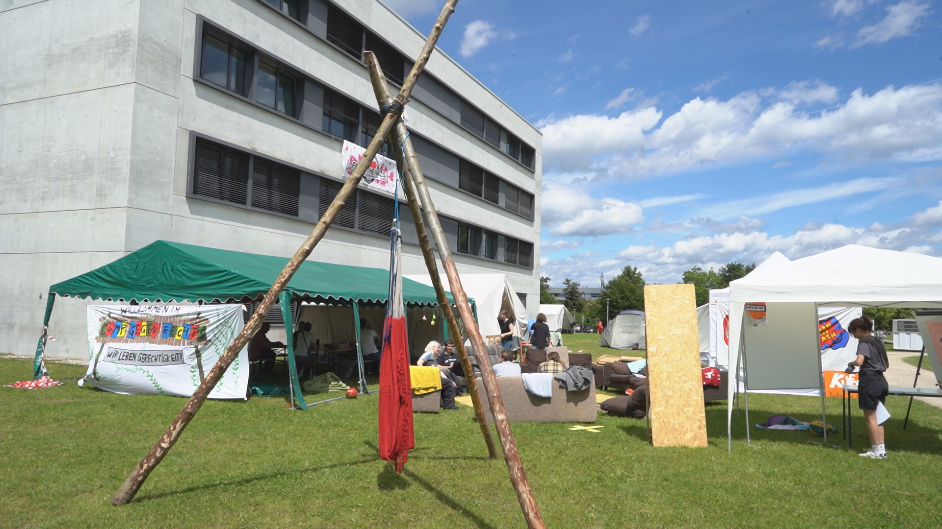 Regensburg: Studierende veranstalten einen Campus gegen Rechts