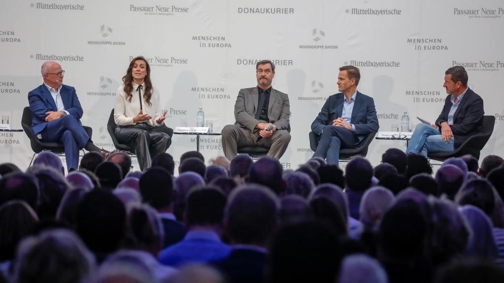 Reihe „Menschen in Europa“: Podiumsdiskussion zu Künstlicher Intelligenz – Chancen und Risiken