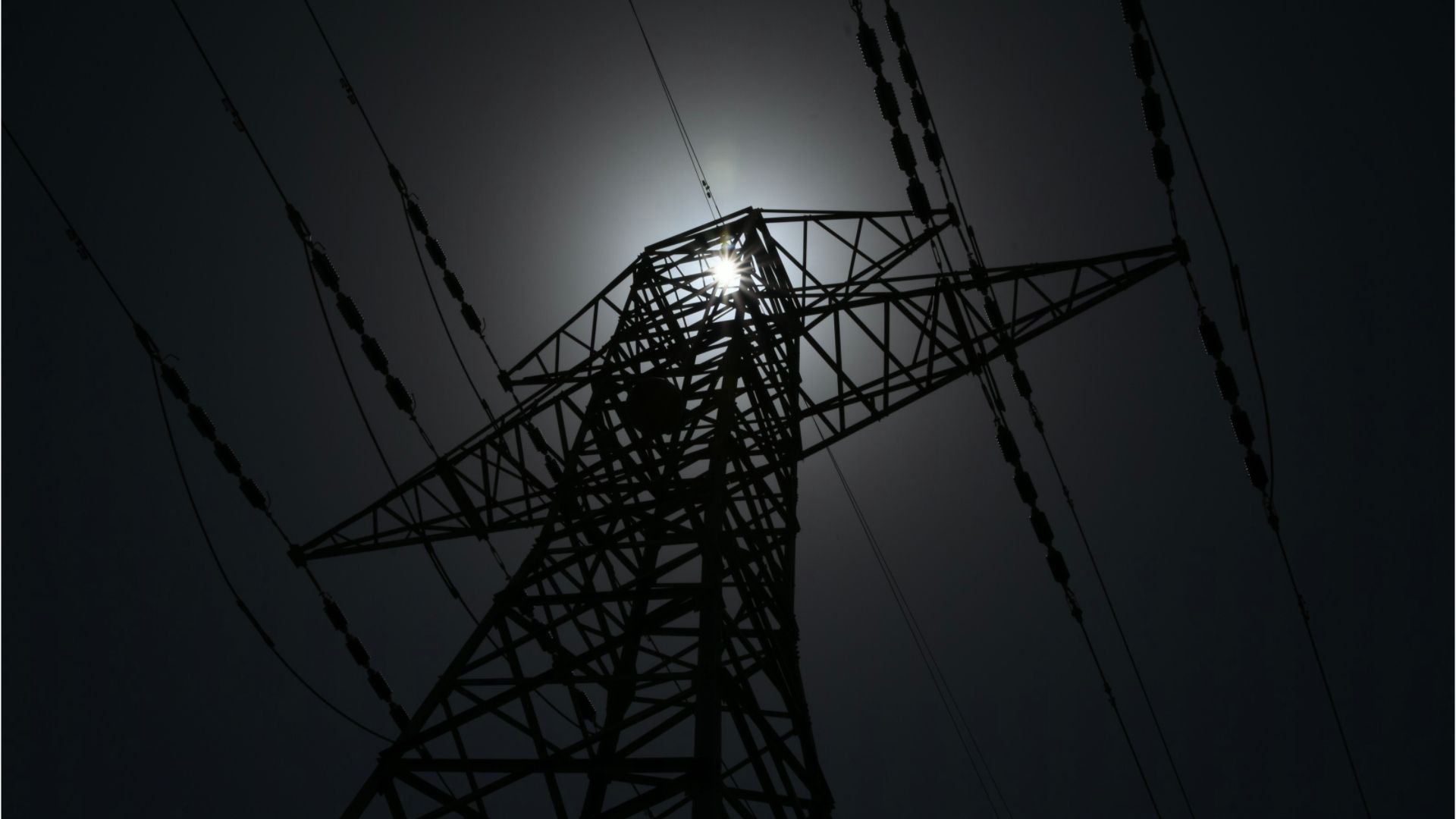 Video: Gefahr für regionale Stromausfälle steigt