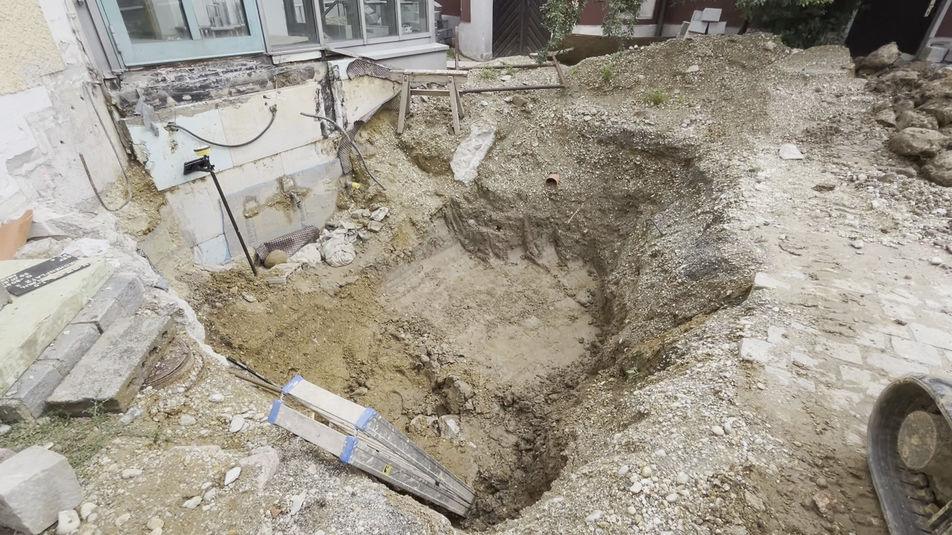Video: Knochenfund am Erasmushaus