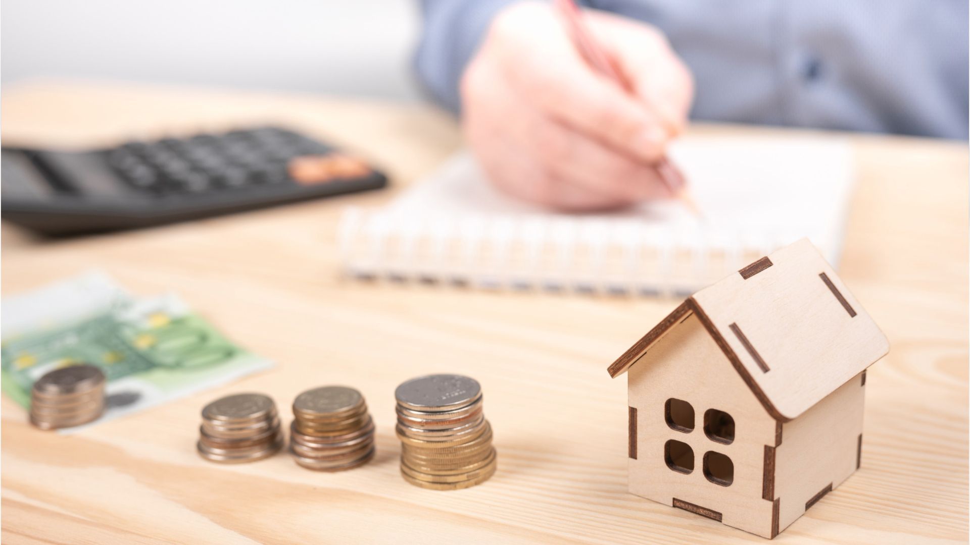 Video: Häuser und Wohnungen in Bayern teurer - Grundstücke billiger