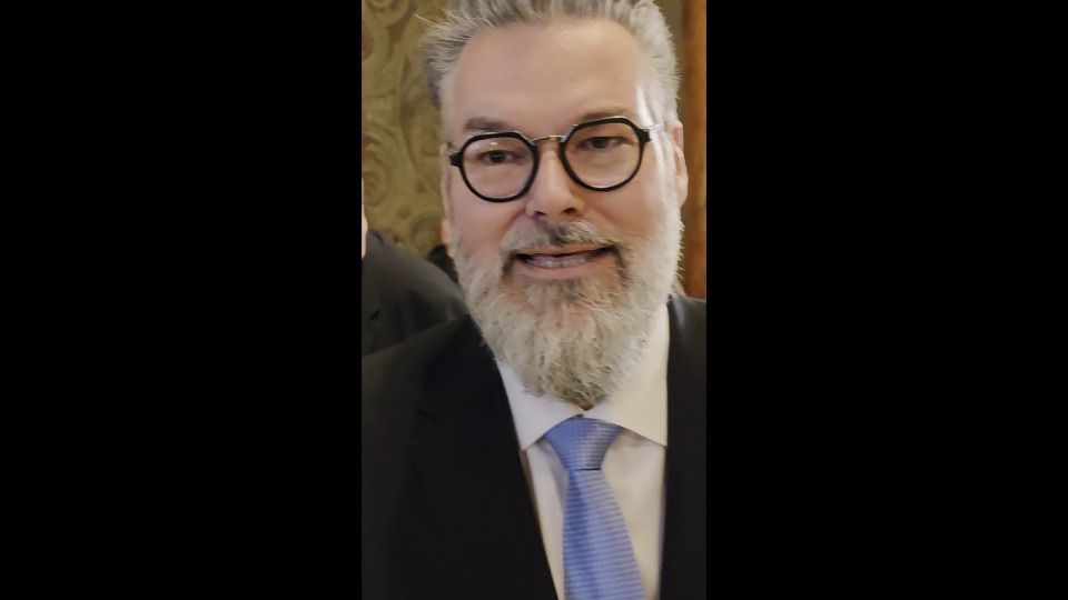 Video: Passau: Andreas Rother (SPD) gewinnt OB-Duell