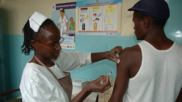 Kinder in Afrika sollen bahnbrechenden Malaria-Impfstoff erhalten
