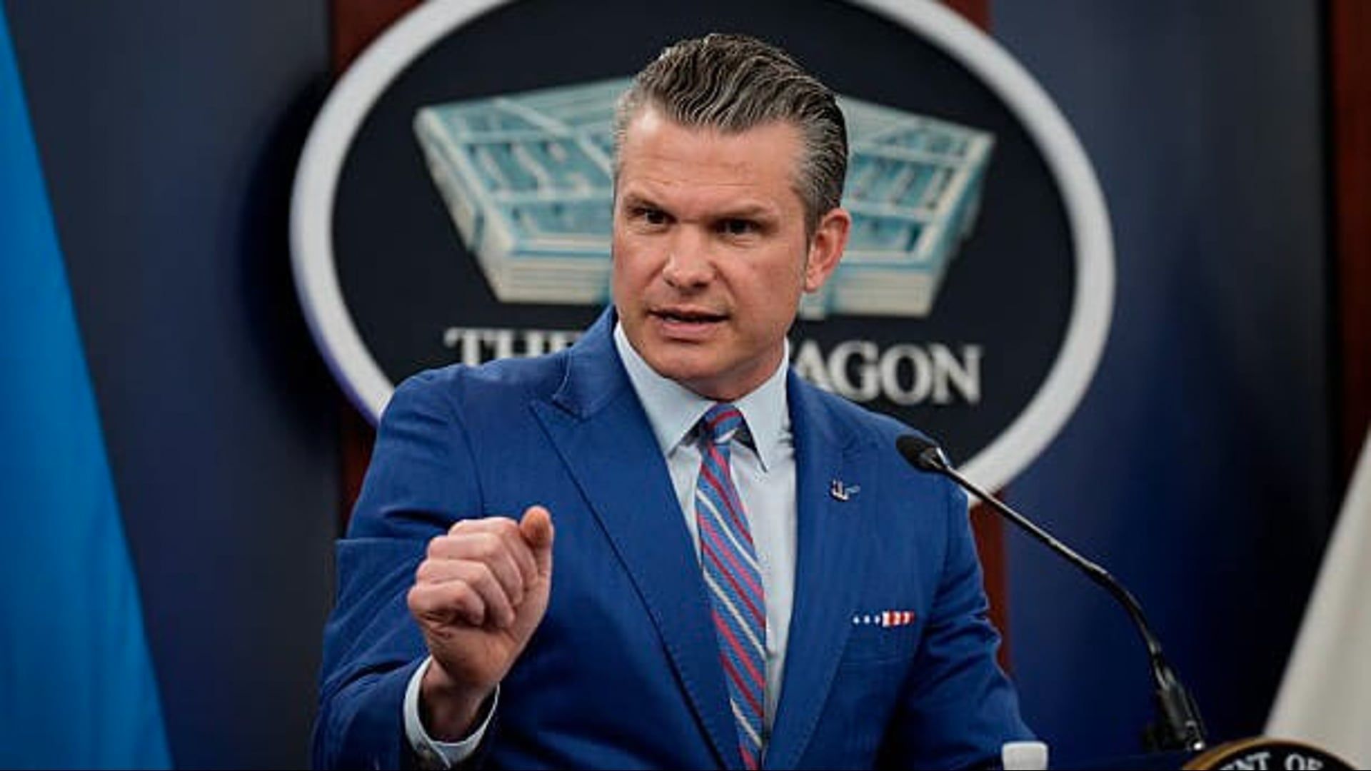 Video: Pete Hegseth pausierte Waffenlieferungen an die Ukraine ohne das Weiße Haus zu informieren