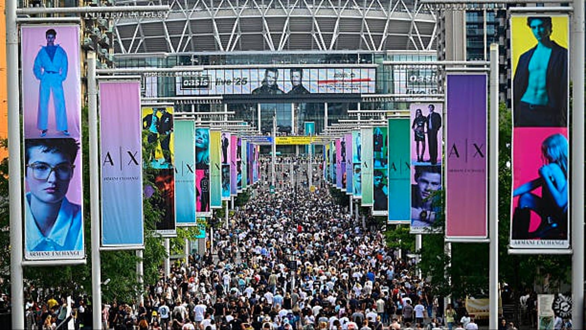 Man dies after fall at Oasis concert in London