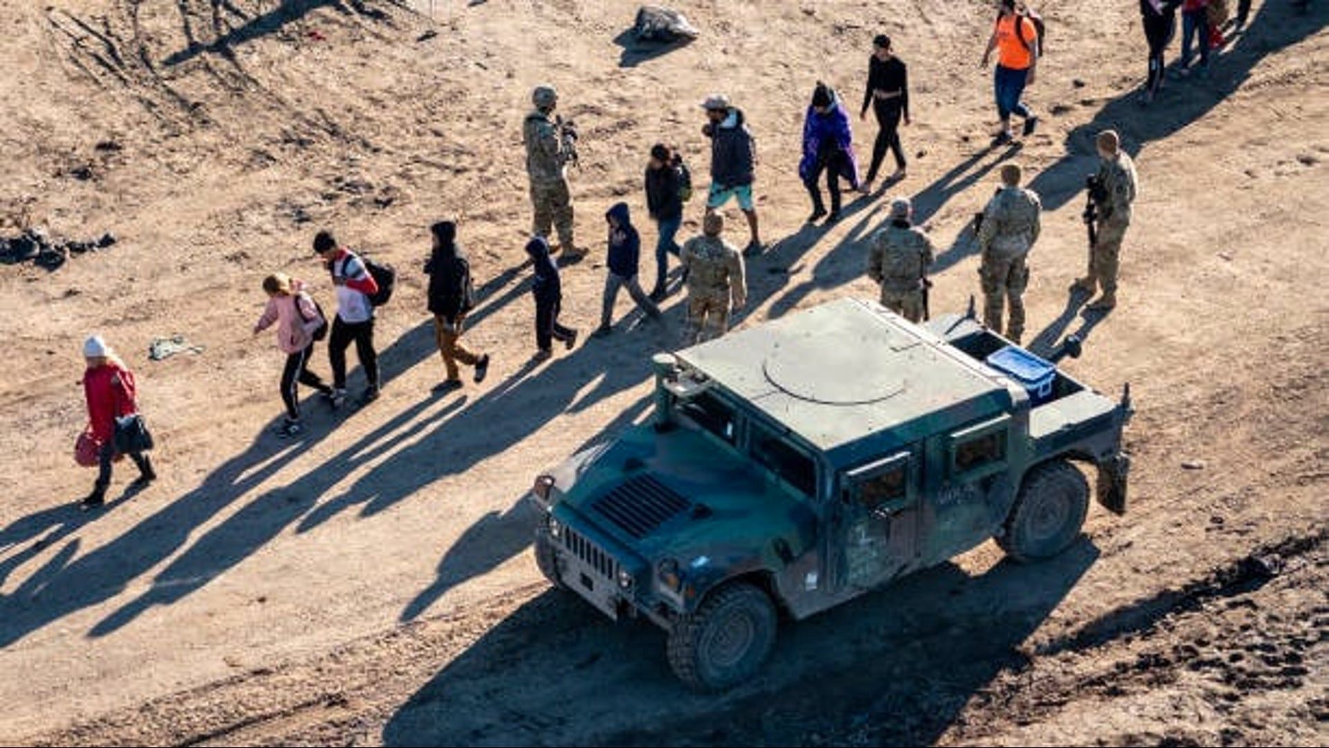 Video: US-mexikanische Grenze verzeichnet niedrigsten Stand illegaler Grenzübertritte seit 50 Jahren