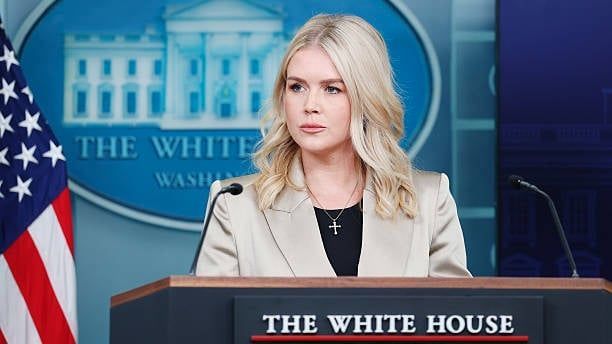 Video: Leavitt nennt Reporter wegen ICE-Frage einen „linken Schmierfink“