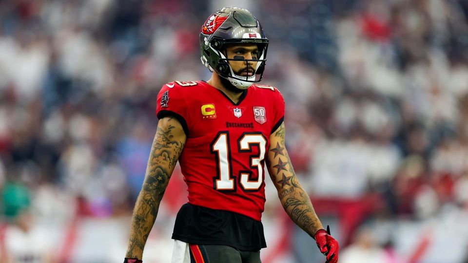Evans Von Den Buccaneers Kehrt 2026 Für Seine 13. NFL-Saison Zurück…