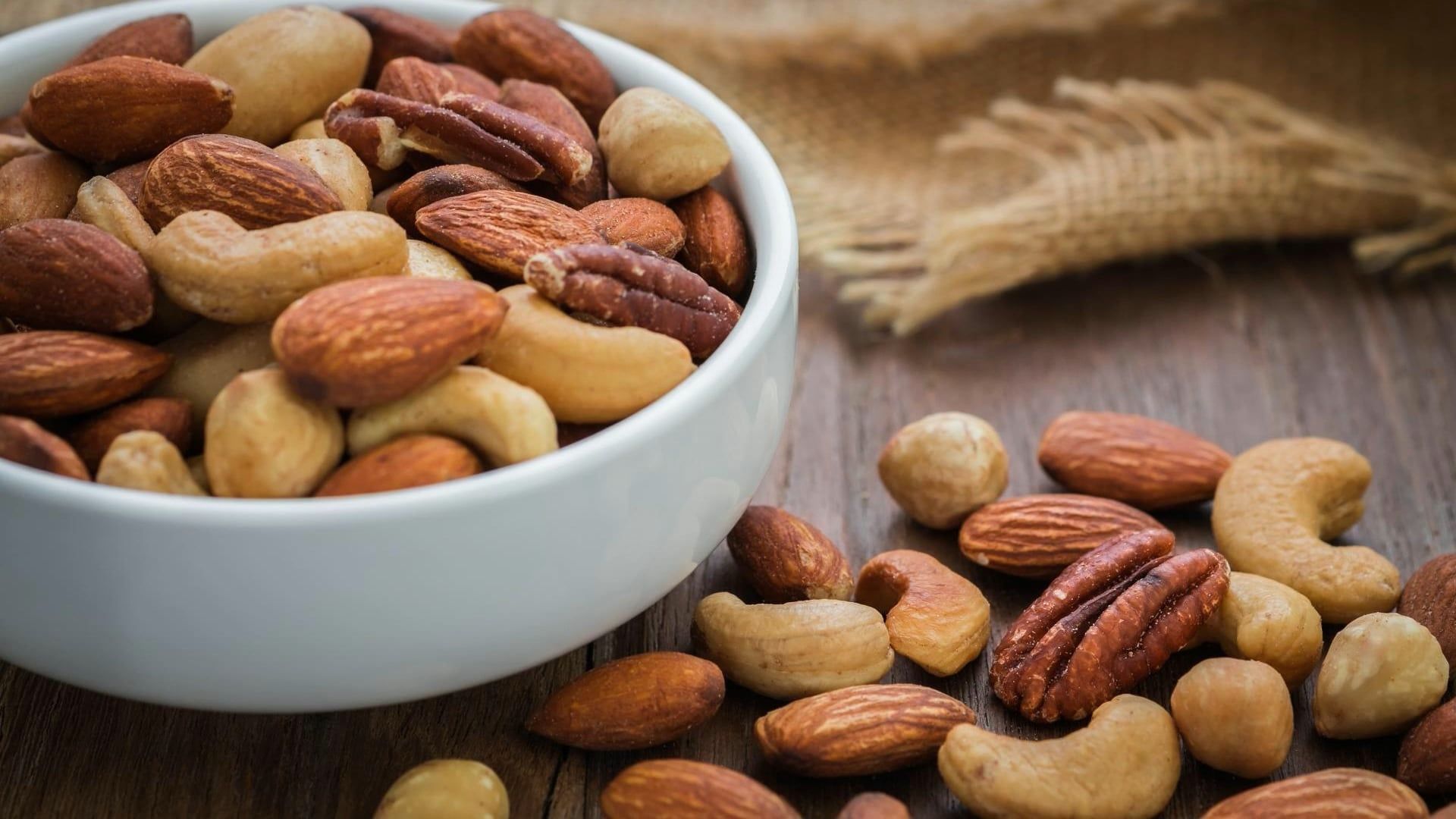 The 5 Healthiest Nuts That Promote Longevity