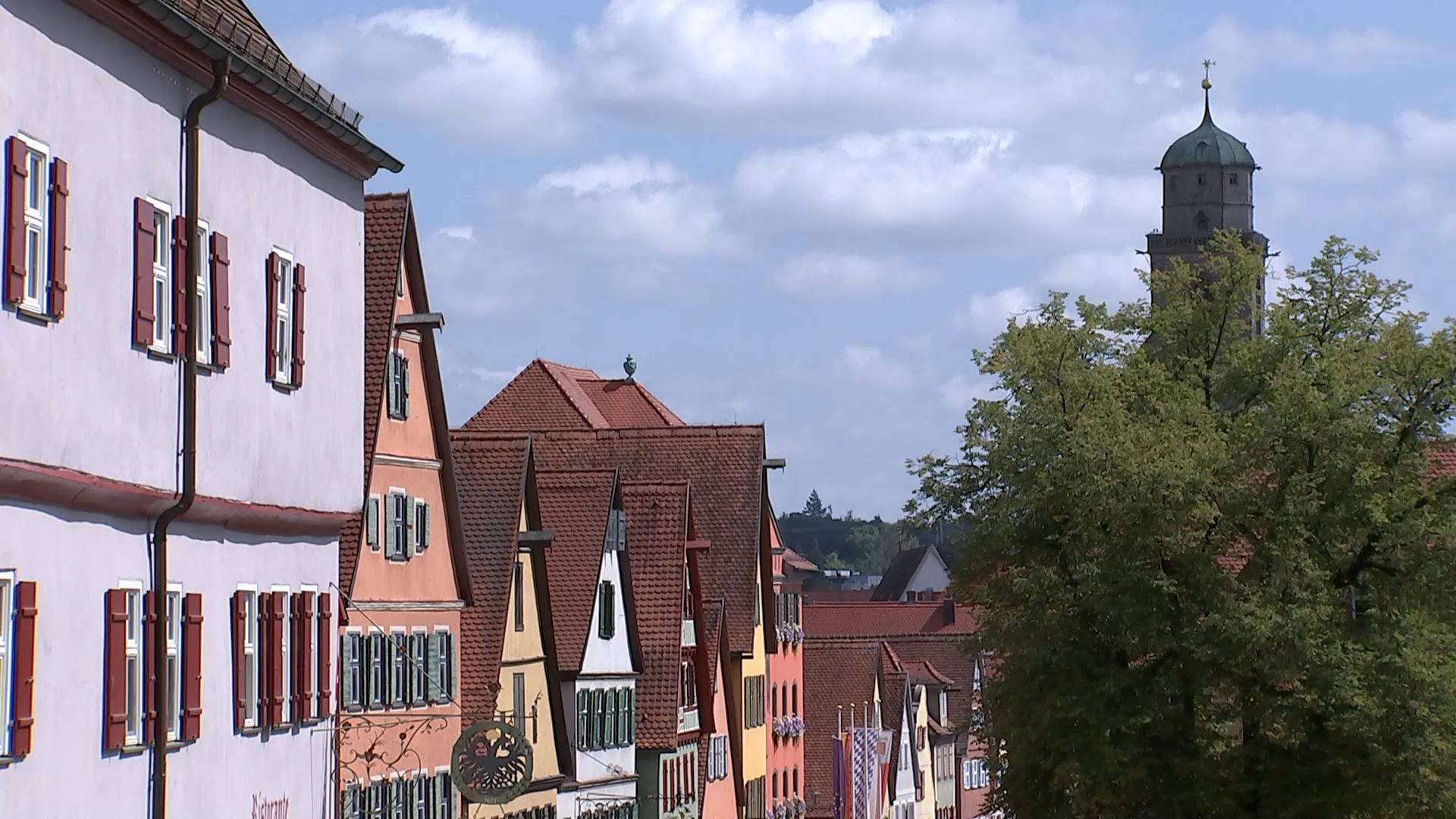 Dinkelsbühl wehrt sich gegen PV-Anlagen auf Altstadt-Dächern