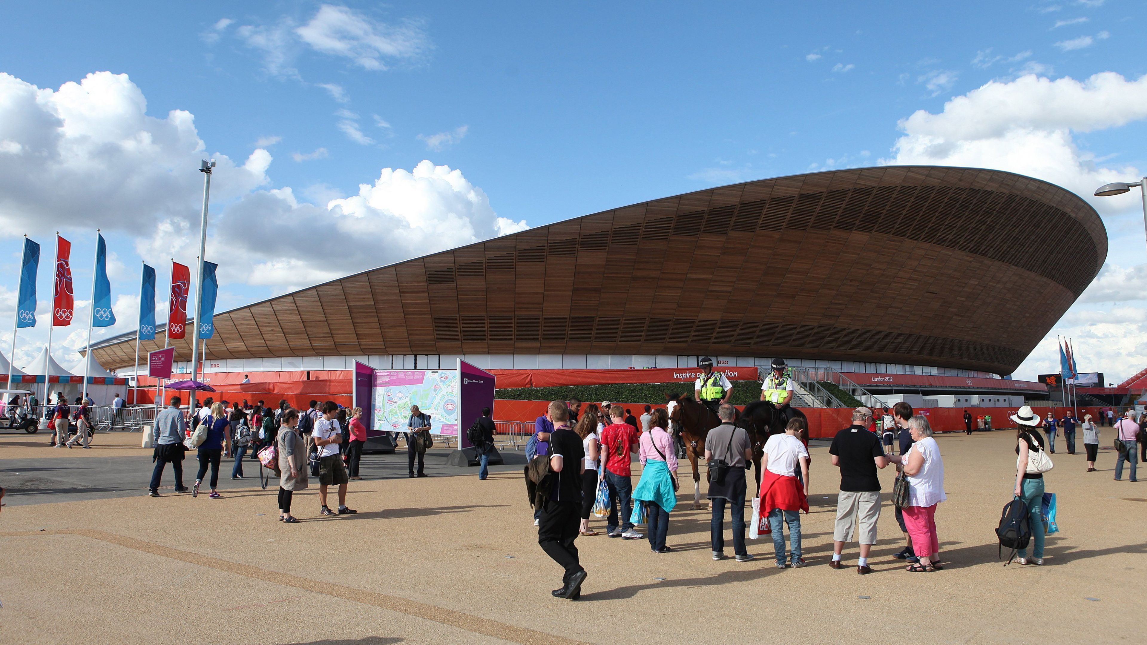 London landmark 'farts' every time a firework is set off