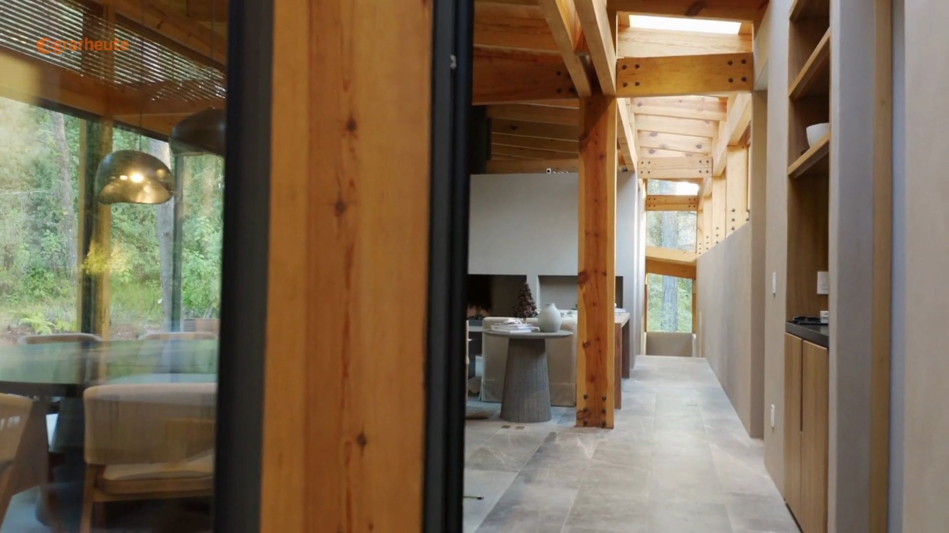 Homebuyer buys house with land - Buyer shock: House built without planning permission