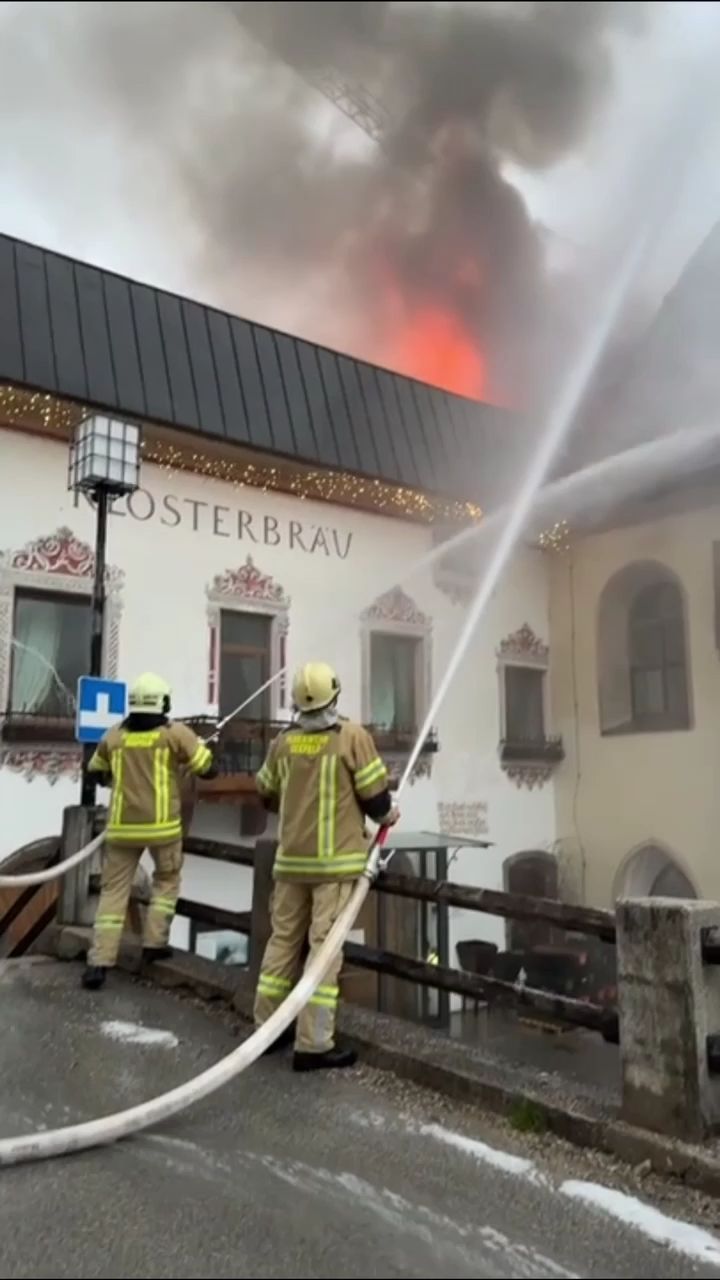 Video: Hotel Klosterbräu in Seefeld in Flammen