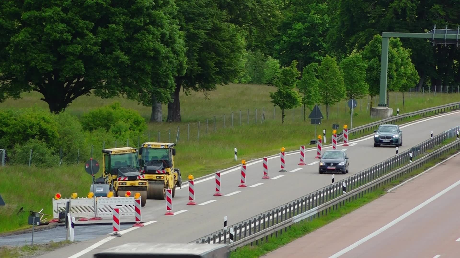 Video: Großbaustellen an der A8