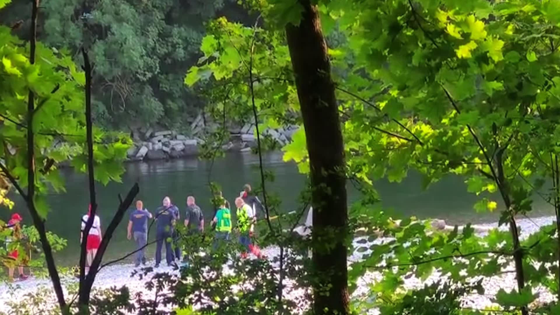 Video: a.tv kompakt: Phosphorbombe im Lech gefunden
