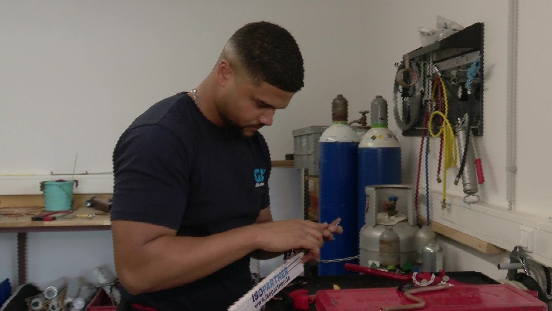 Video: Ausbildung im Handwerk: Ein attraktives Berufsfeld für junge Menschen