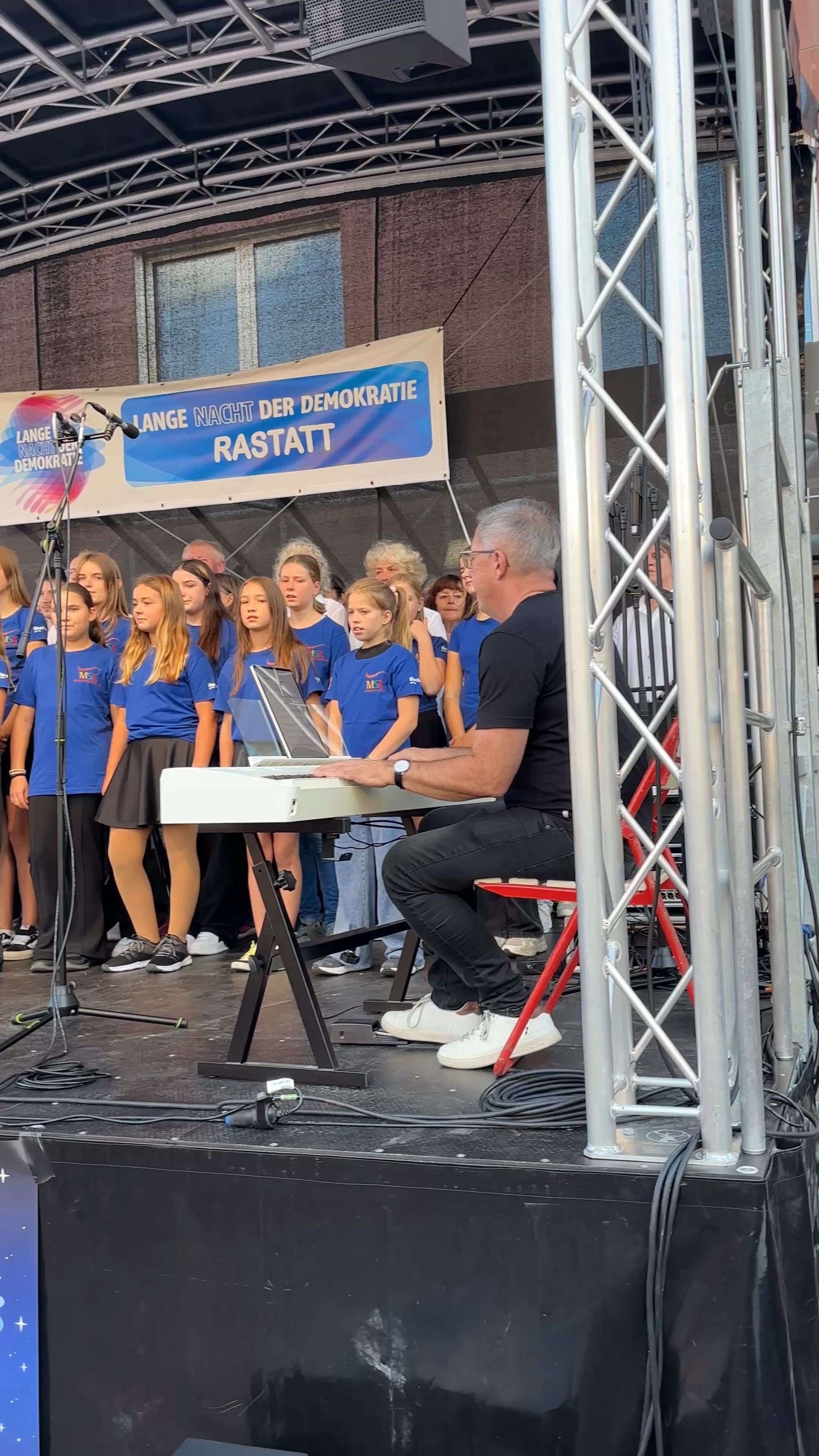 Video: Auftakt zu langen Nacht der Demokratie in Rastatt