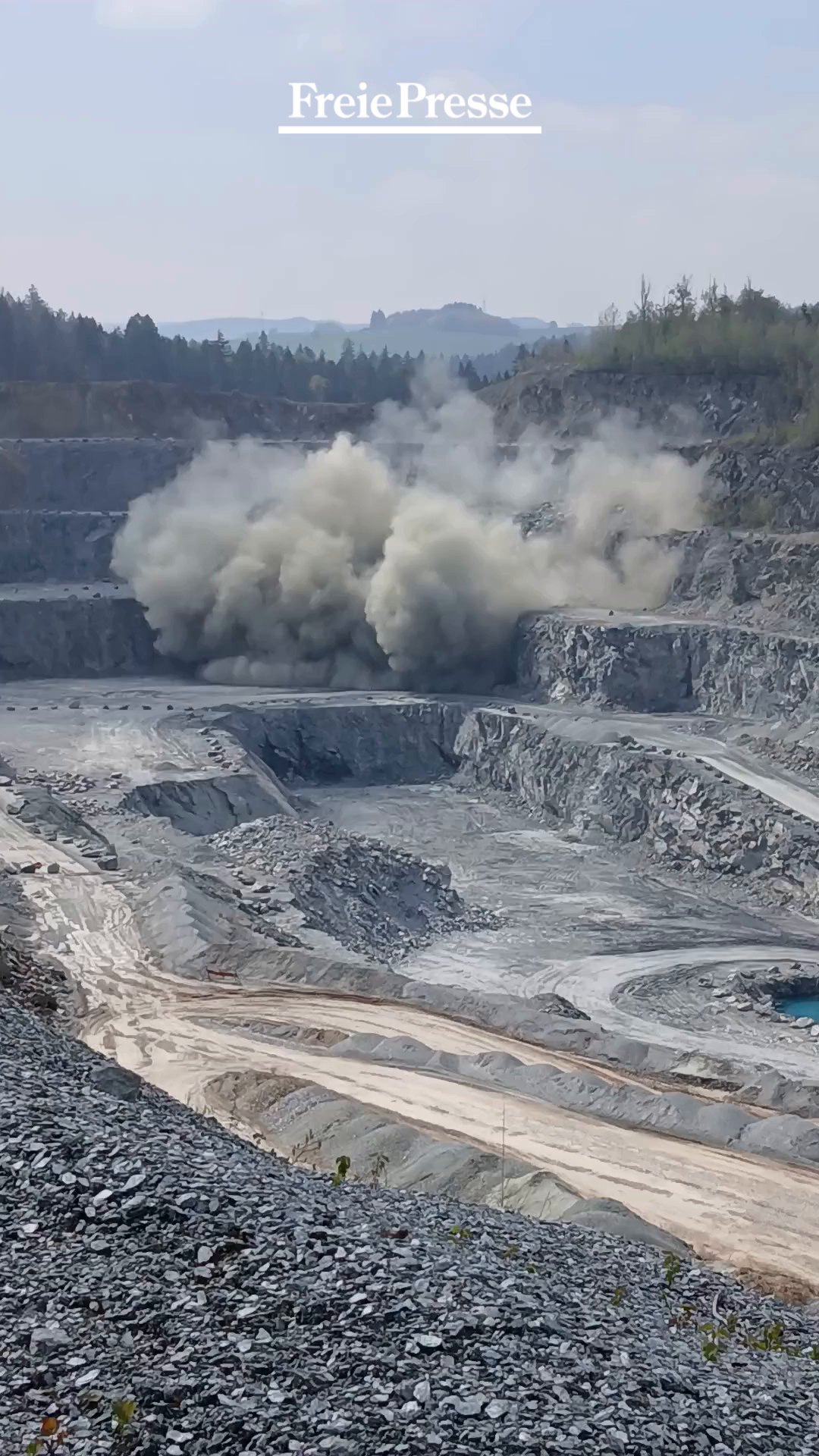 Video: Schausprengung im Steinbruch Venusberg