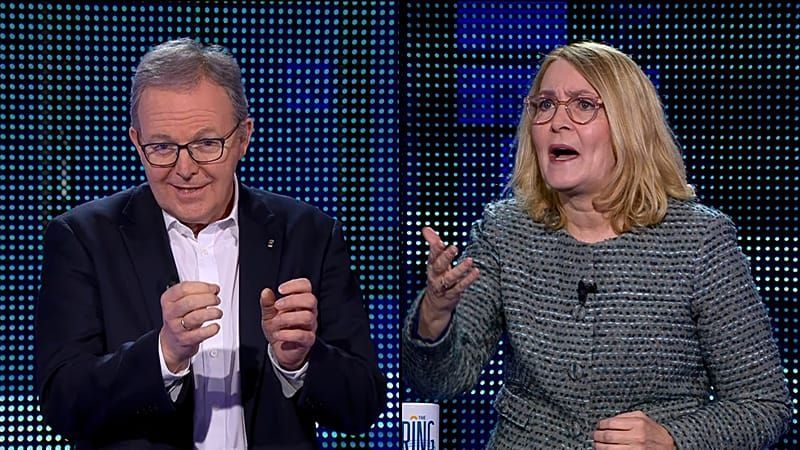 Video: Kann ein Verbot sozialer Medien Kinder vor Gewalt und Mobbing im Internet schützen?