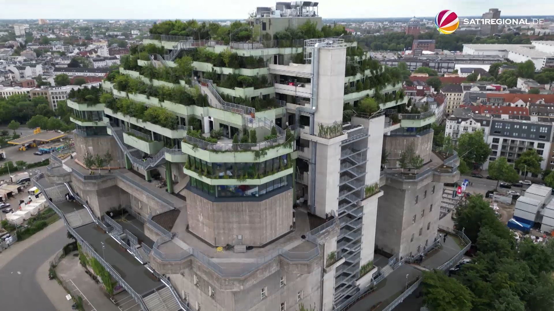 "Grüner Bunker" in Hamburg nun offiziell für alle geöffnet