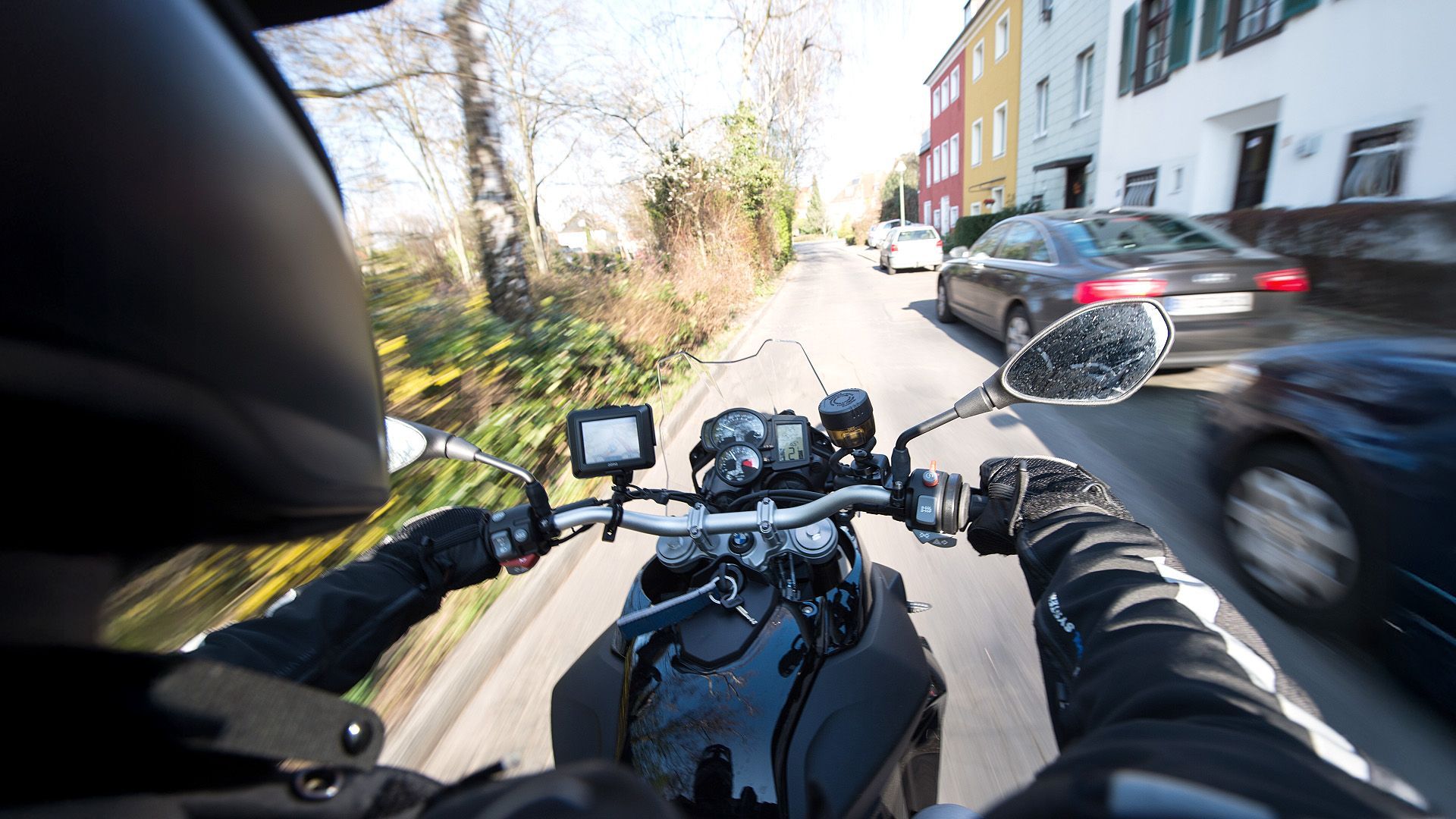 Video: Wenn röhrende Bikes die Nachbarn stören