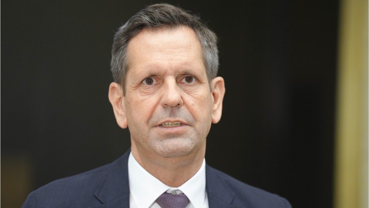 Lies fordert Tempo bei E-Auto-Förderung