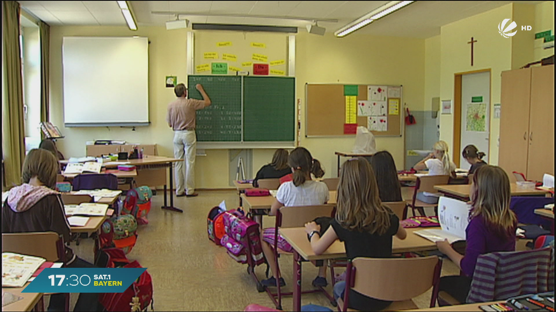 Video: Kreuze in Bayerns Gymnasien? Urteil in Kruzifix-Prozess