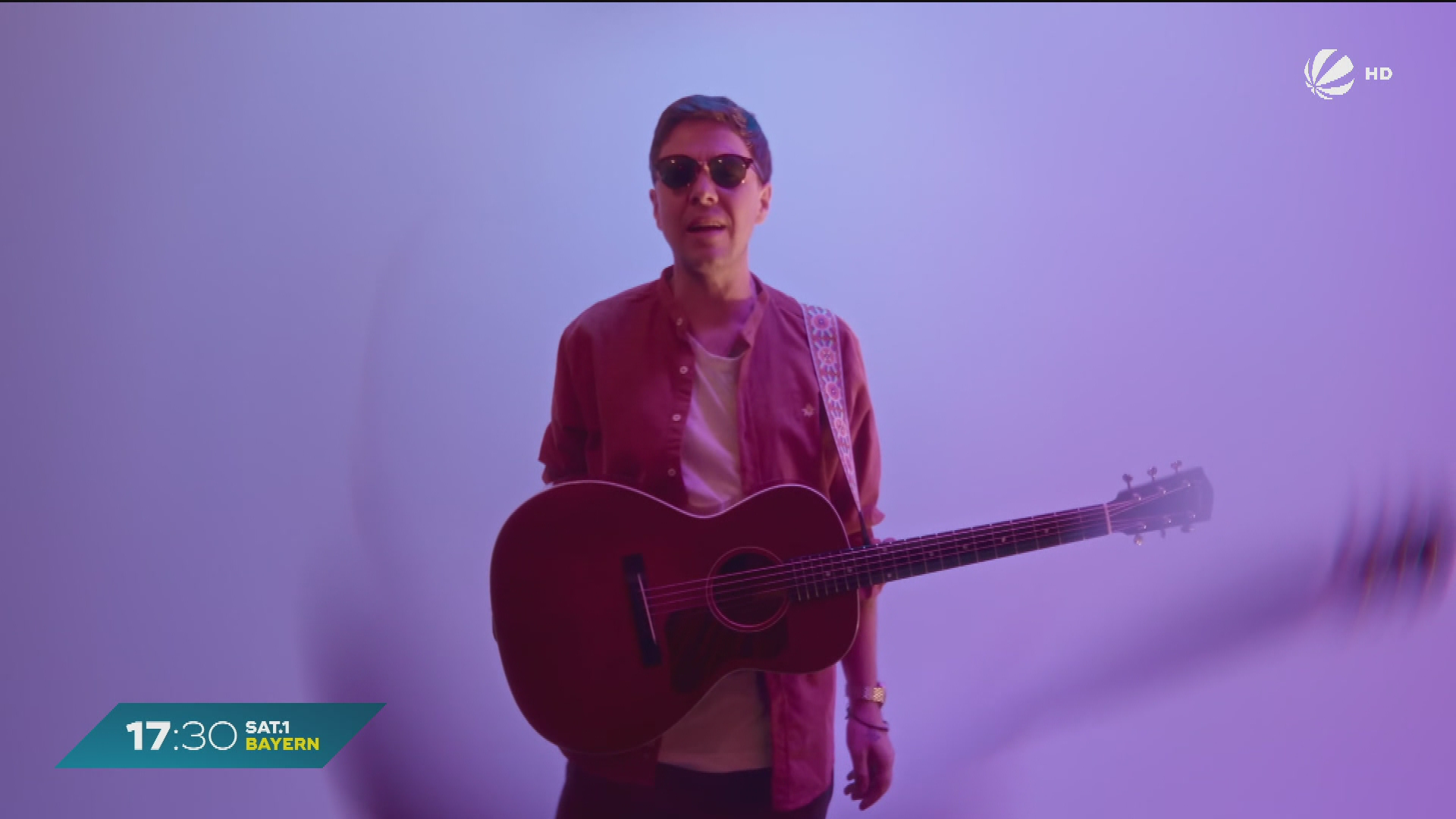 Video: Oimara an der Spitze: “Wackelkontakt” ist Hit des ersten Halbjahres