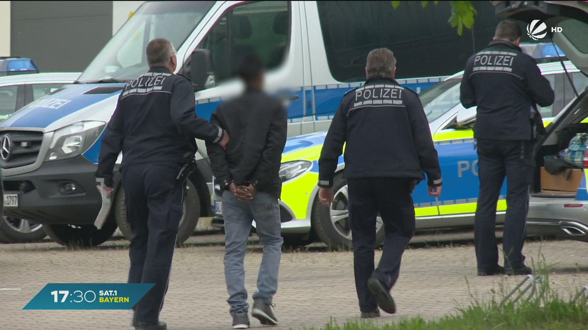 Video: Weniger Asylbewerber in Bayern: Innenminister lobt Grenzkontrollen