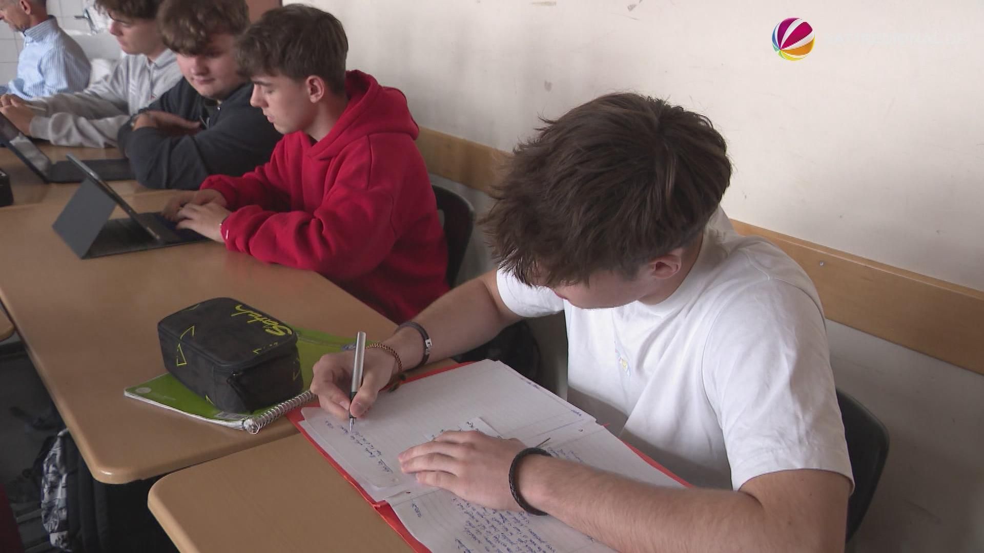 Video: Aufnahmetests für Gymnasien? - Forderung von Niedersachsens CDU-Chef