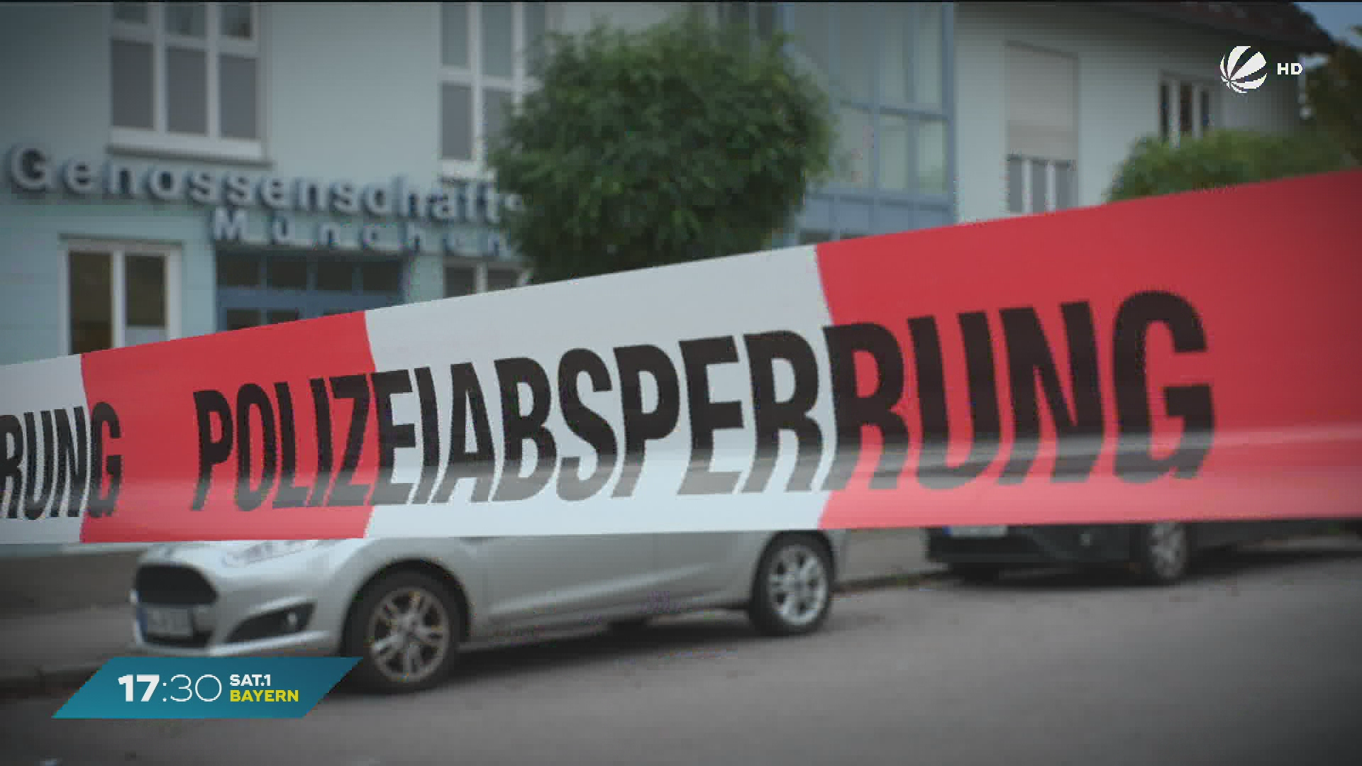 Video: Schwerer Unfall auf A93 bei Weiden: Reisebus durchbricht Leitplanke