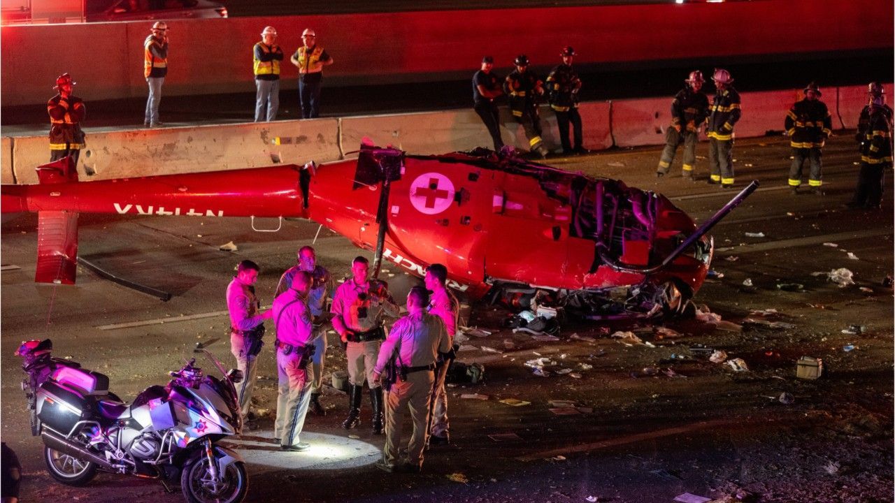 Rettungshubschrauber stürzt auf Highway