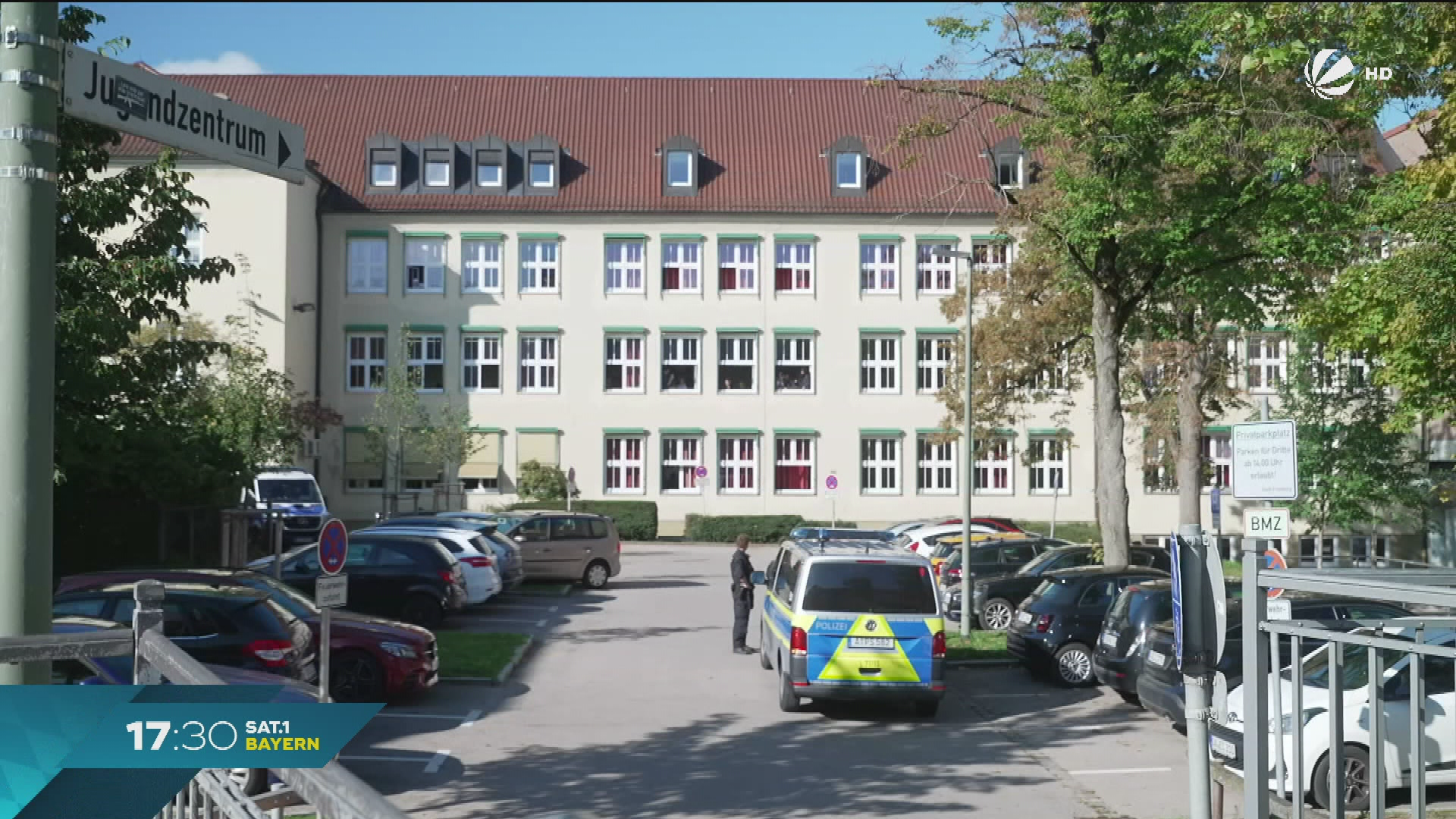 Video: Nach Hammerangriff in Friedberger Schule: Wahrscheinlich extremistisches Motiv
