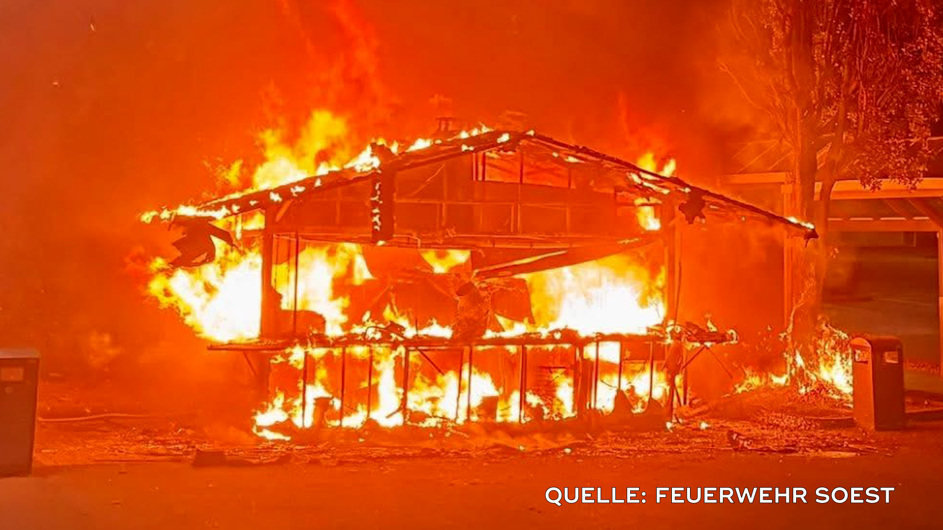 Video: Currywurststand in Soest erneut beschädigt
